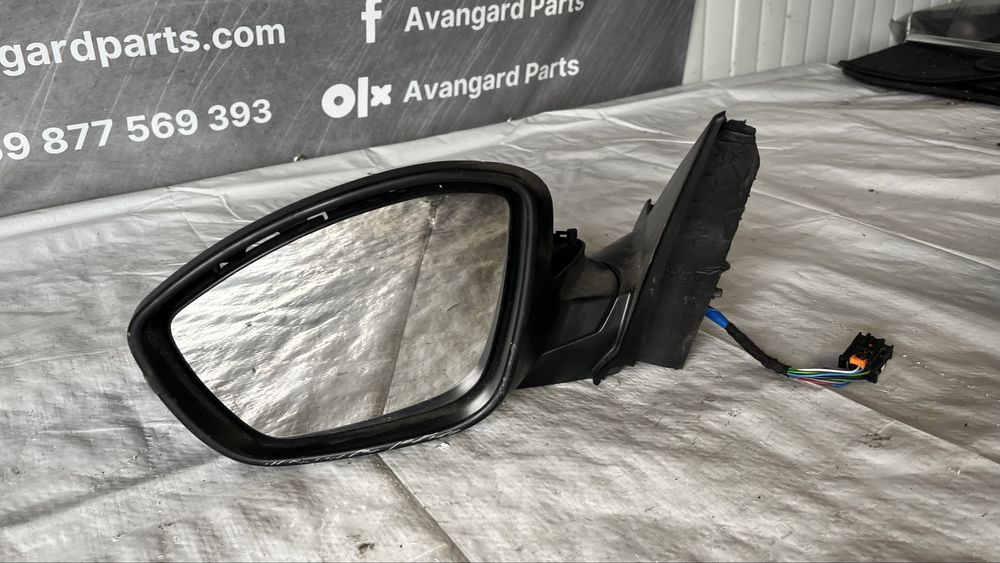 Ляво огледало без заден капак Peugeot 208/Opel Corsa F