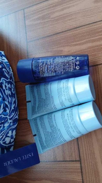 Set Estee Lauder ANR si portfard