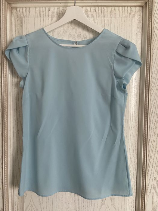 Продам женские вещи