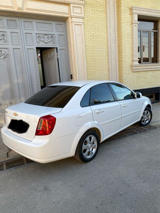 Gentra 3 pazitsiya A/T 2023 yil