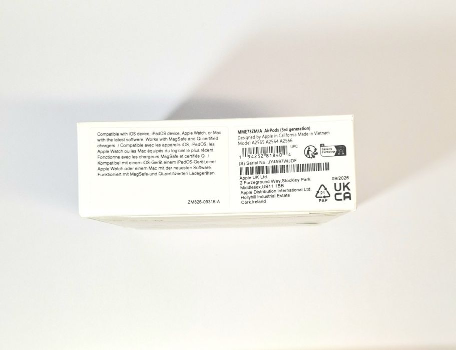 Air Pods 3 cu încărcare Mag safe