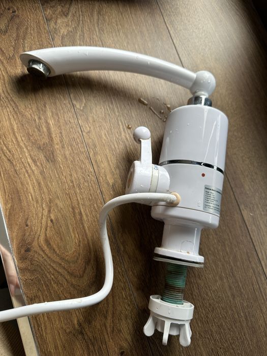 Robinet electric Ferroli de 3000 W, folosit