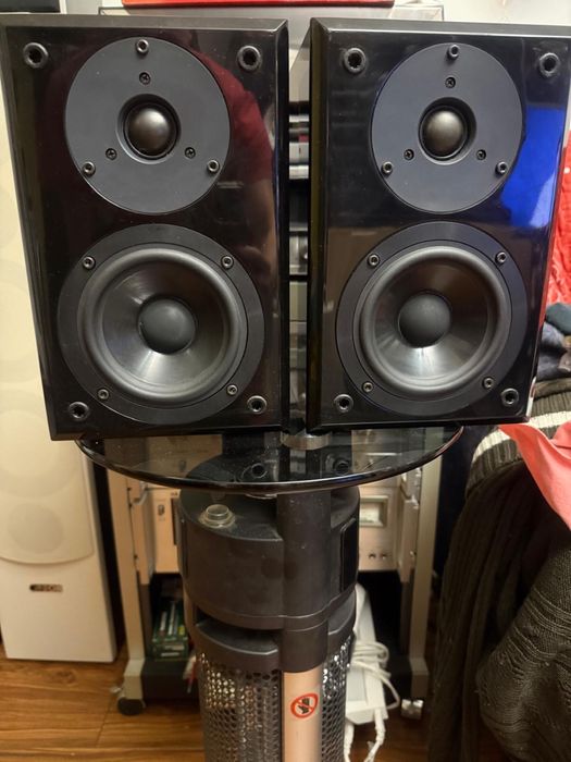 Boxe YAMAHA NX -E300 . Stare foarte buna