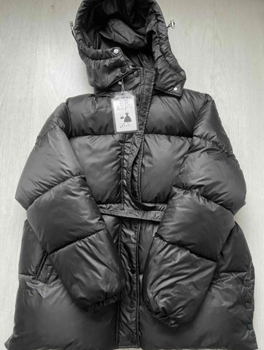 Продам куртку женскую