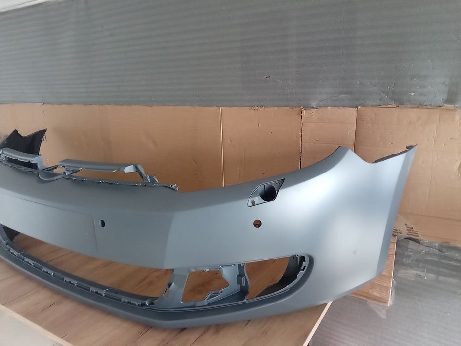 Bara fata VW Golf 6 Spalator far+4x senzori parcare 2008-2012