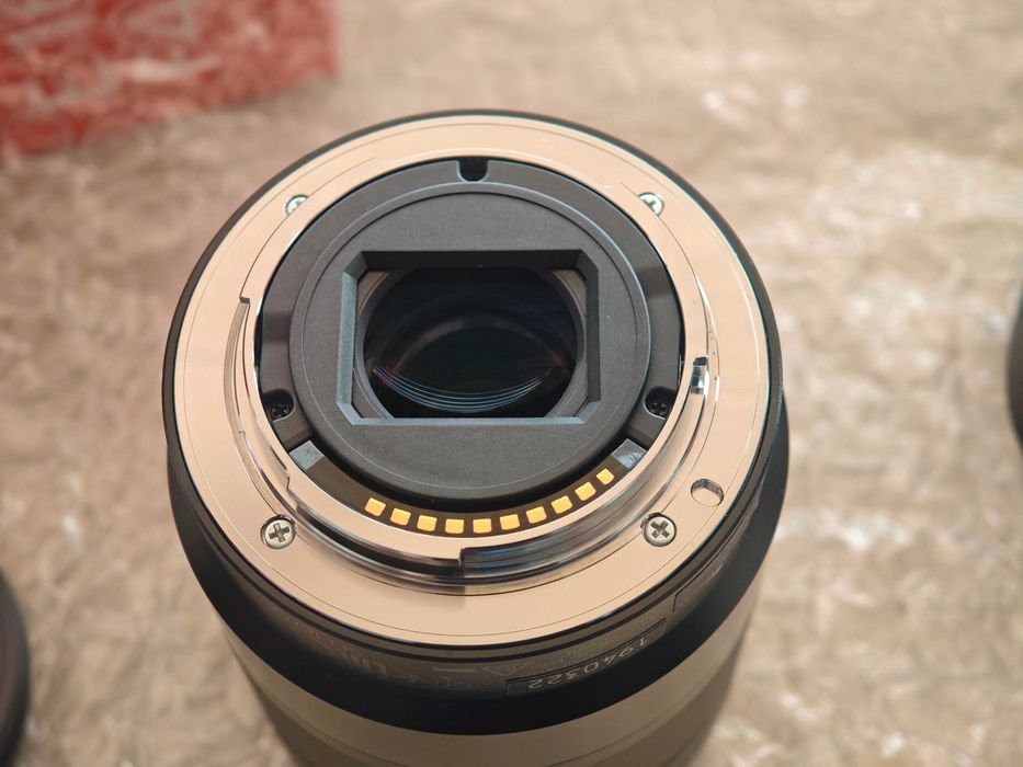 Sony Zeiss 16-70mm f4 ZA OSS (SEL1670Z) - като нов