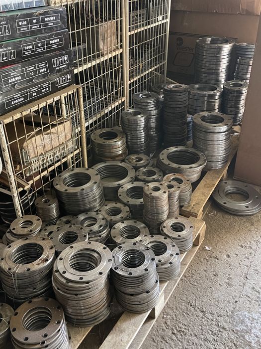 Продам люки, отводы, фланцы