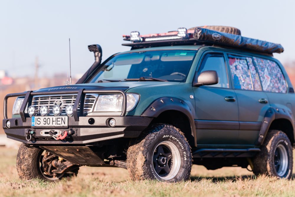 Toyota Land Cruiser HDJ 100 Overlanding top