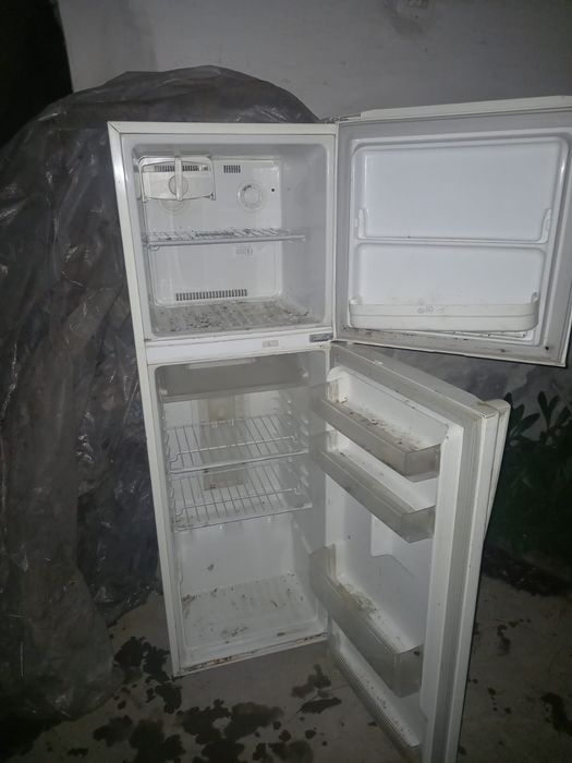 Холодильник рабочий