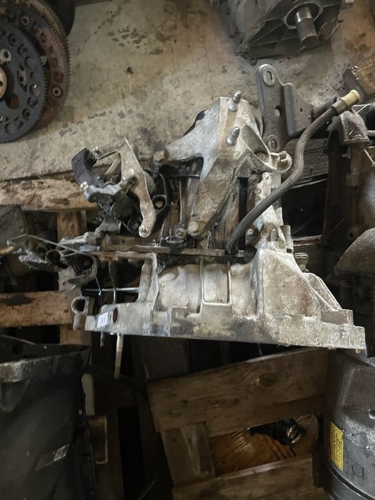 Cutie viteze dacia logan doker etc