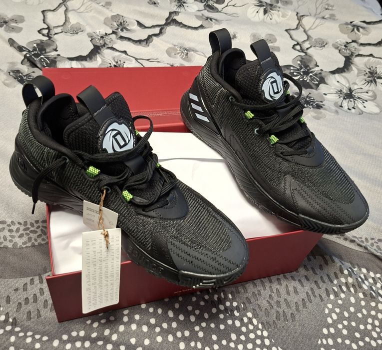 De vânzare Adidași marca Adidas