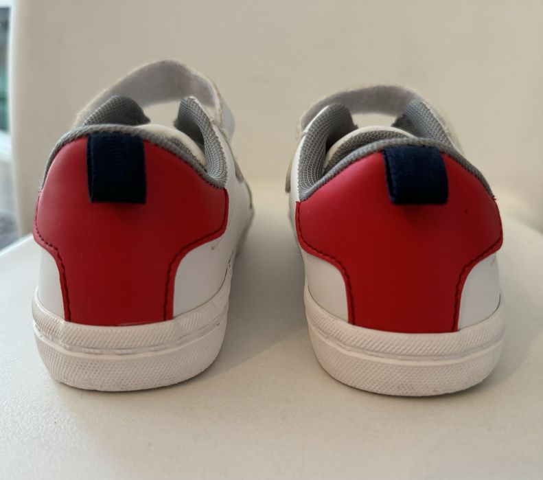 Сандали и кецове за момче 29 номер.