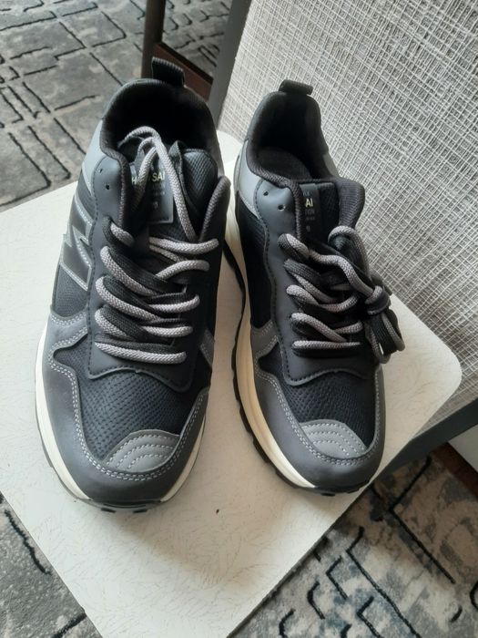 Новые красовки  в отличном состоянии