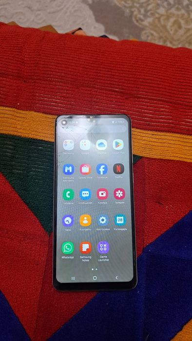 Смартфон Самсунг A21