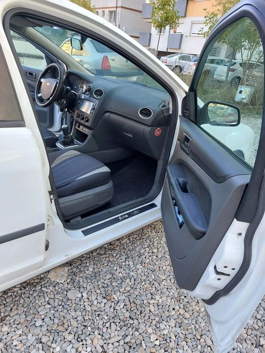 Ford Focus Mk2 an 2007-urgent doar in weekend!