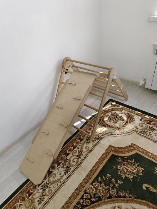 Деревянная горка