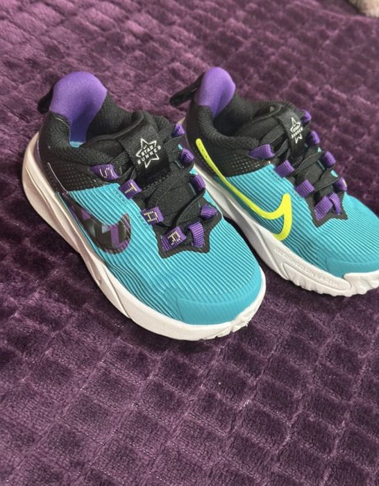 Pantofi sport - Nike, marimea 22