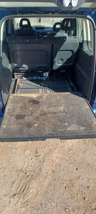 Mercedes Vaneo на части