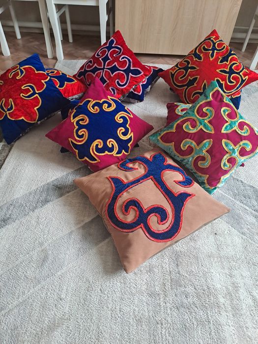 Продам падушки 4000т