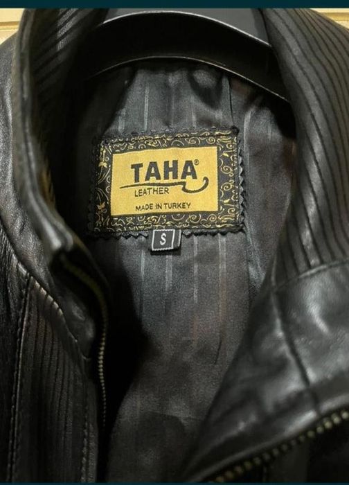 Куртка черная Taha