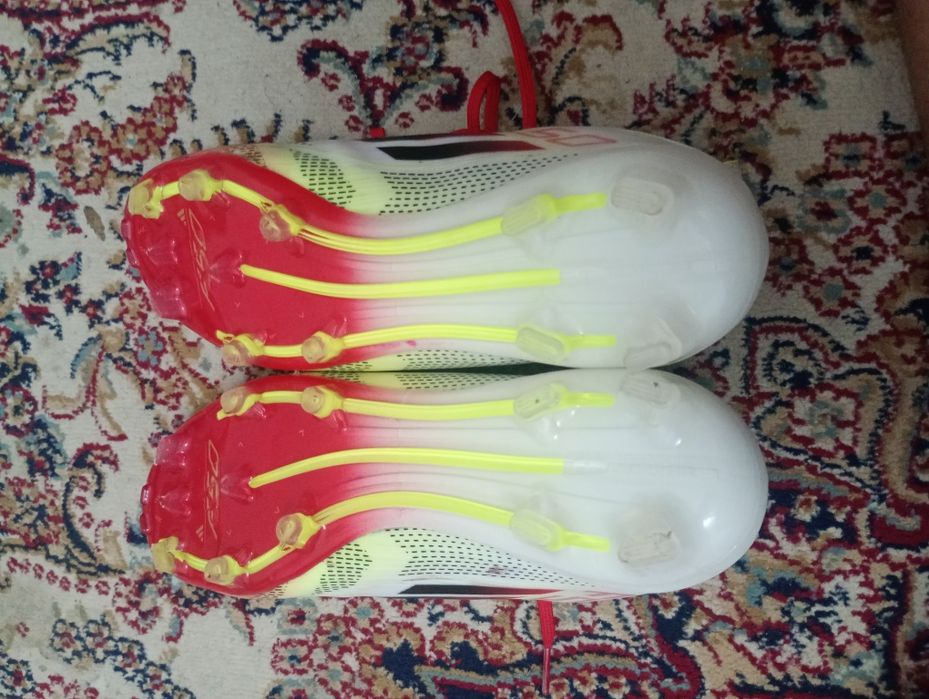 Бутсы Adidas F50