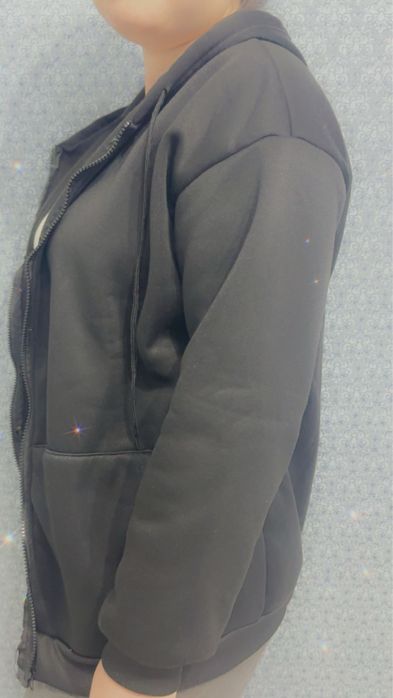 Толстовки женские новые