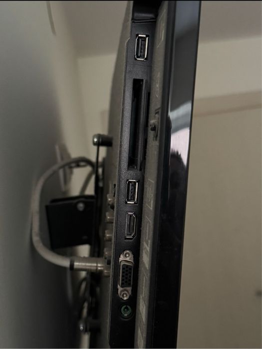 Телевизор SONY 32”  PiP