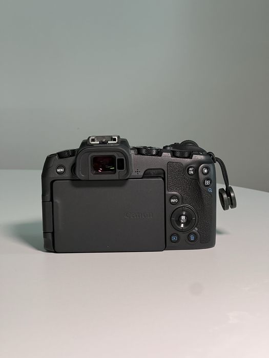 Фотоаппарат Canon RP