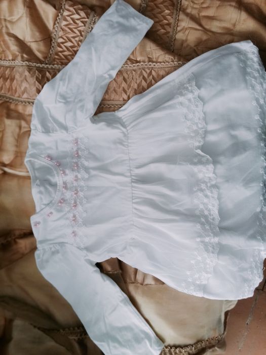 Продаются платья детские и панама