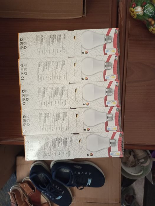 Продам люстру, новый