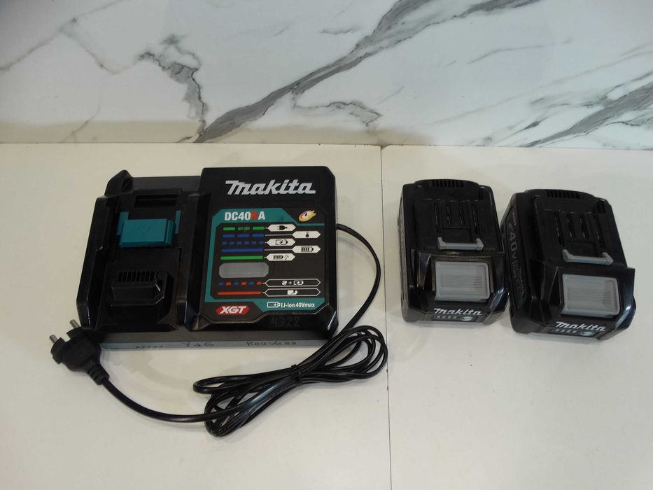 Makita DF 002G / 40 V / XGT - Професионален винтоверт