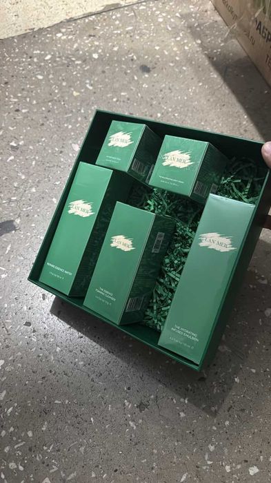 Подарочный набор уходовой косметики / Косметика уход для лица