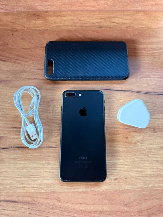 iPhone 7 Plus 32GB Black + Зарядно + Калъф