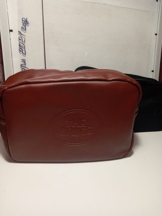 Продам косметичку мужскую