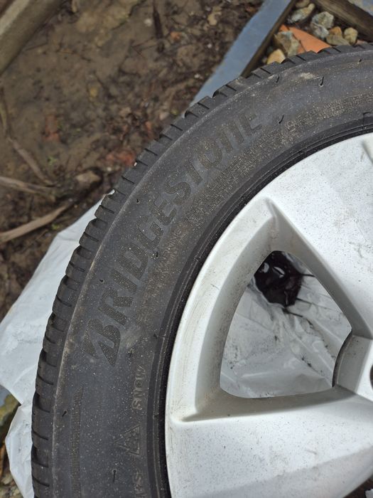 Jante Skoda Rapid/Polo/Fabia 5x100 Anvelope iarnă 185/60/R15