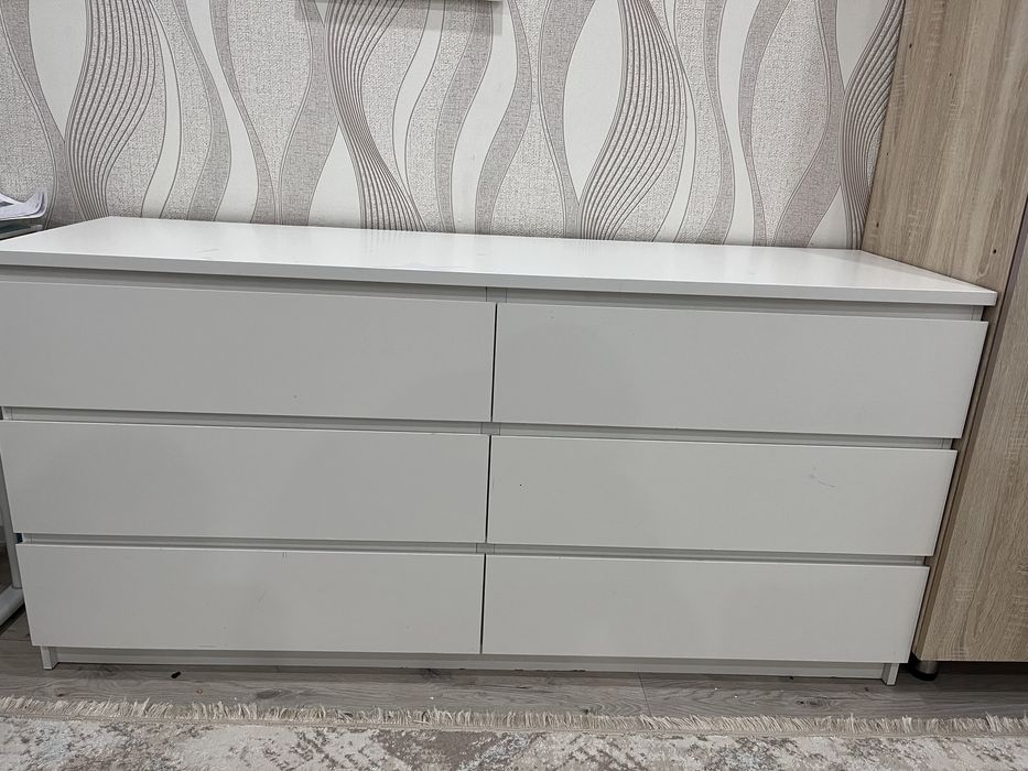 Продам комод Мальм икеа