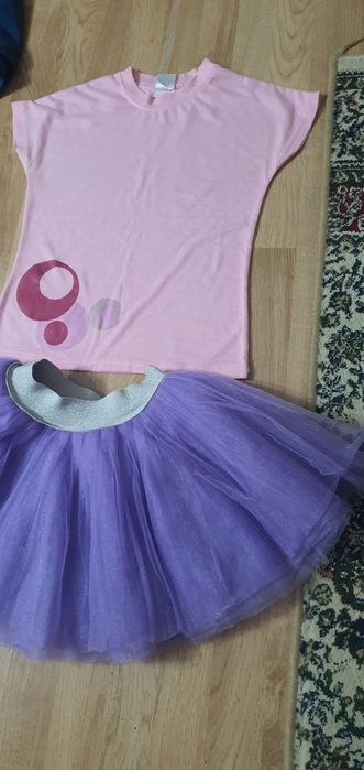 Вещи на девочку  маечки шортики сарафаны