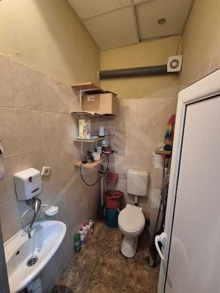 Продава се Магазин в Пловдив, Център - 32 кв.м за 1626 €/кв.м - Снимка #2