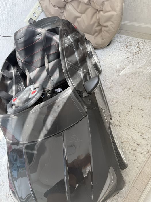 Продам детскую машину бмв х6