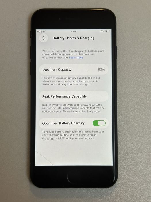 iPhone SE 2020 / 128GB / черен