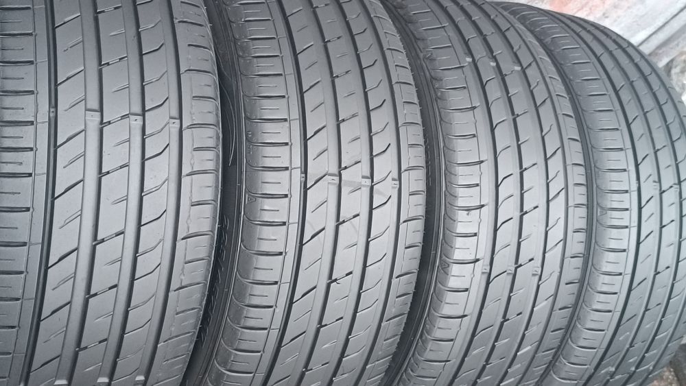 225/45/17 Nexen .