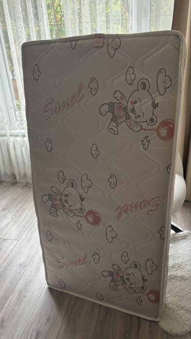 Матрак за бебешка кошара