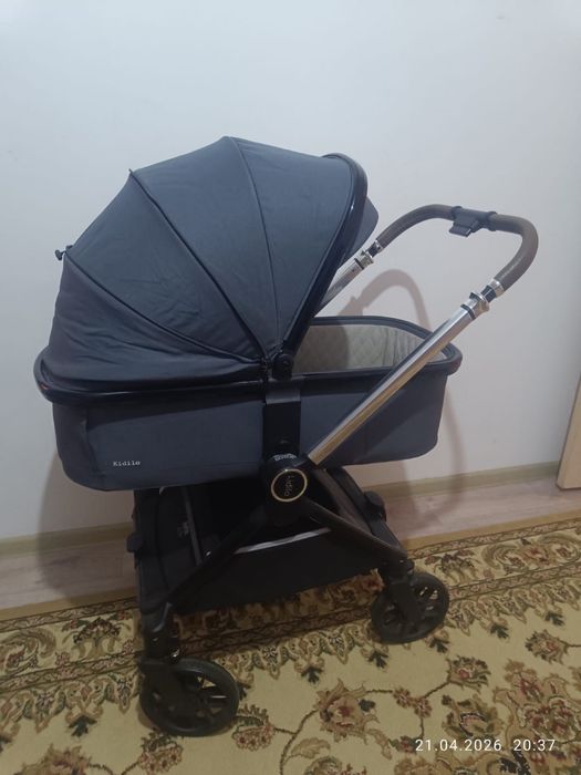 Коляска в идеальном состоянии