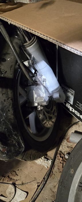 Продавам Yamaha versity 300