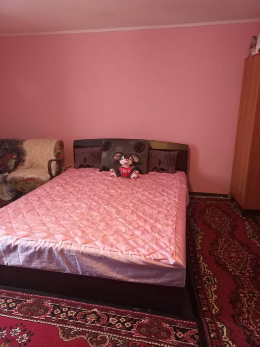 Vând Pat Dublu.saltea nouă.