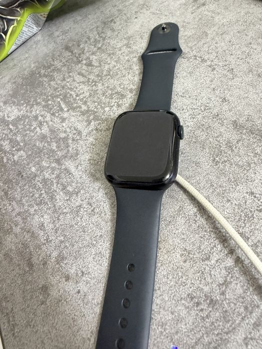 Iwatch 9 45mm original sotiladi