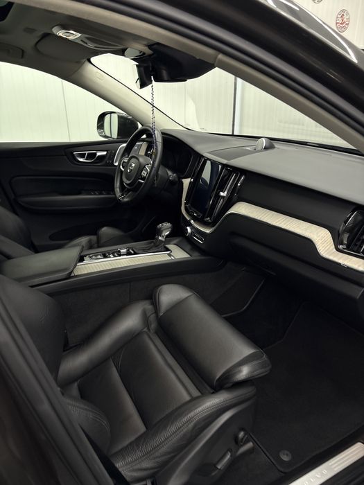 Detailing Auto Profesional Craiova - Polish, Protecție Ceramică și Întreținere - Polish ProX