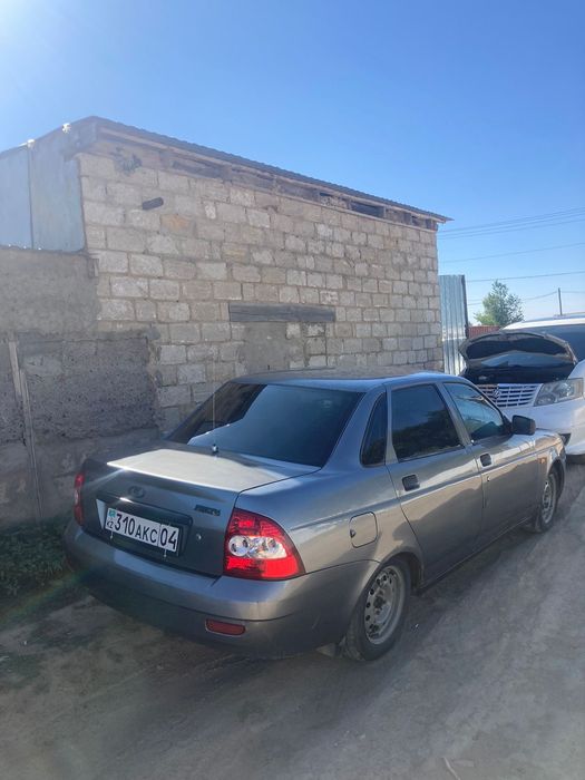 Продам priora 2010