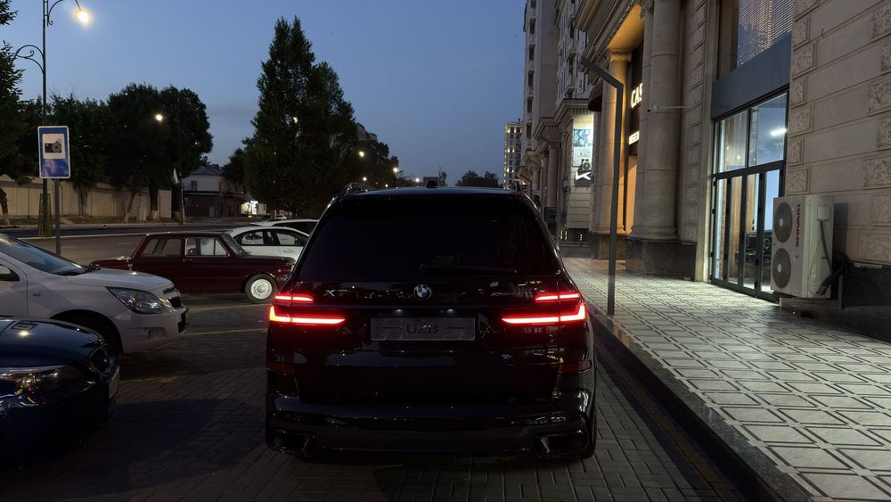 BMW X7 xDrive40i