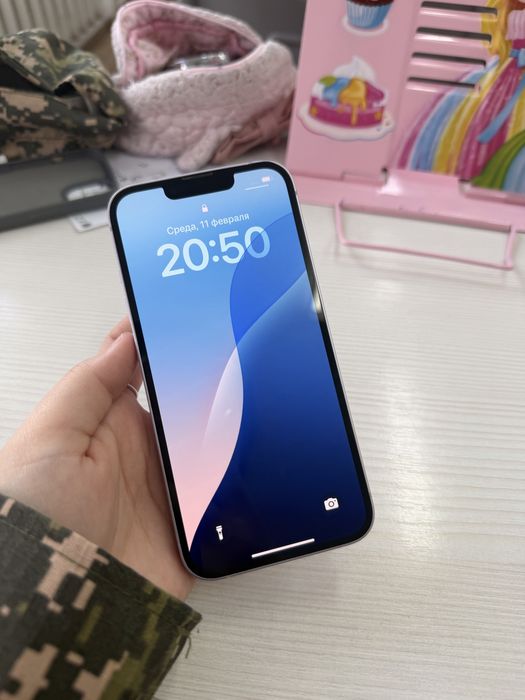 Продам Айфон 14